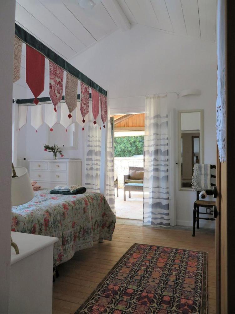 Villa Sarakinatika House Porta